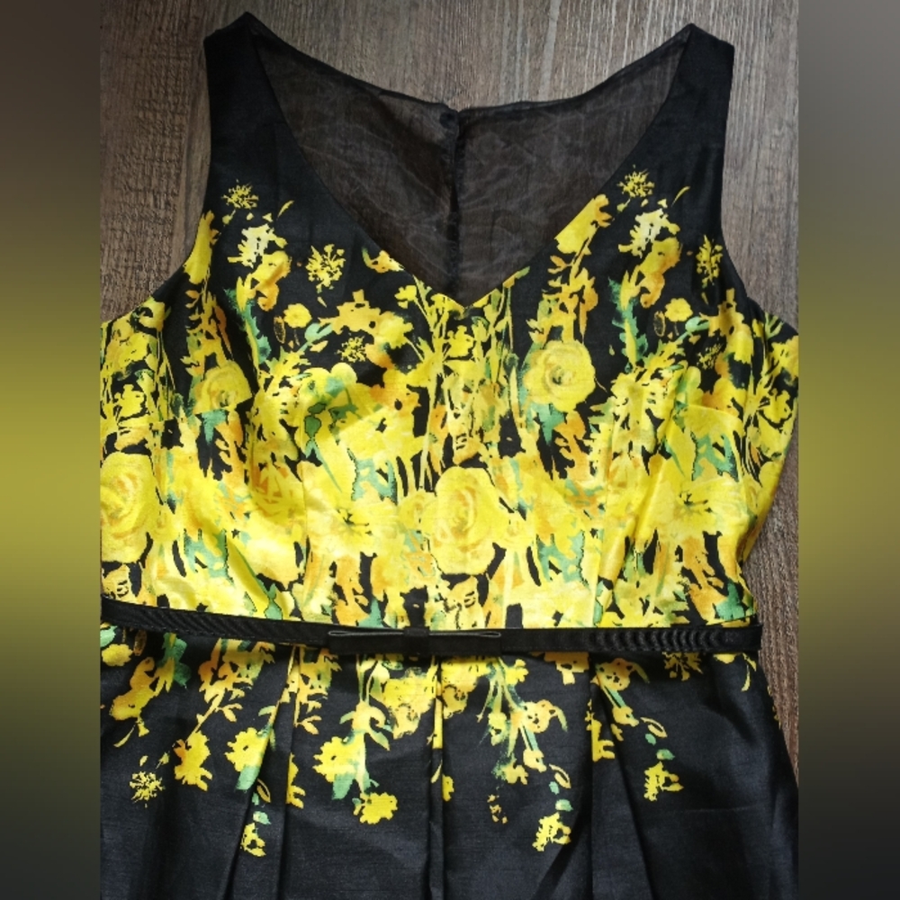 Danny & Nicole Black & Yellow Floral Dress Size 14 - Picture 2 of 6